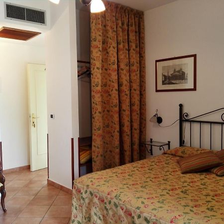Tenuta Di Pietra Porzia 몬테포르지오카토네 외부 사진
