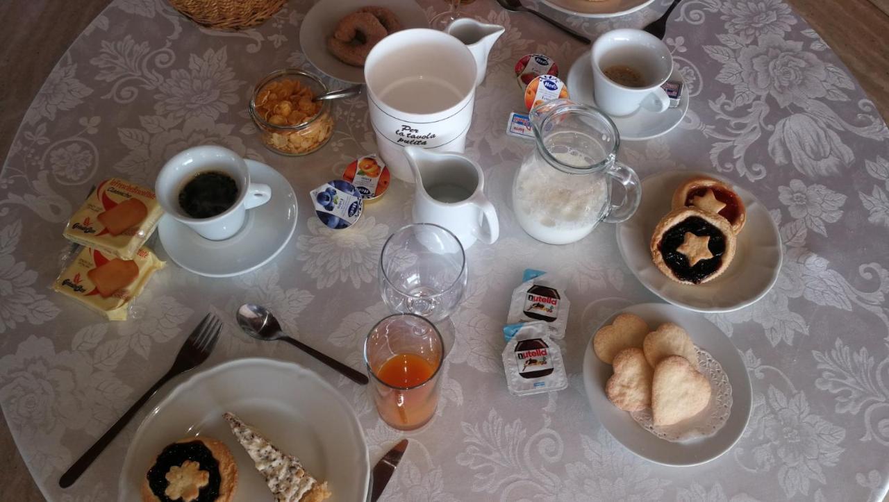 Tenuta Di Pietra Porzia 몬테포르지오카토네 외부 사진