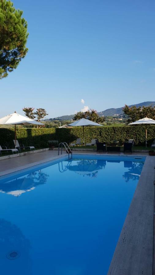 Tenuta Di Pietra Porzia 몬테포르지오카토네 외부 사진